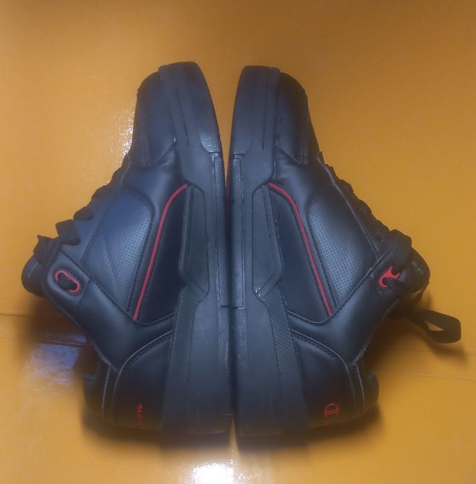 Кросівки 39р. Маломірні