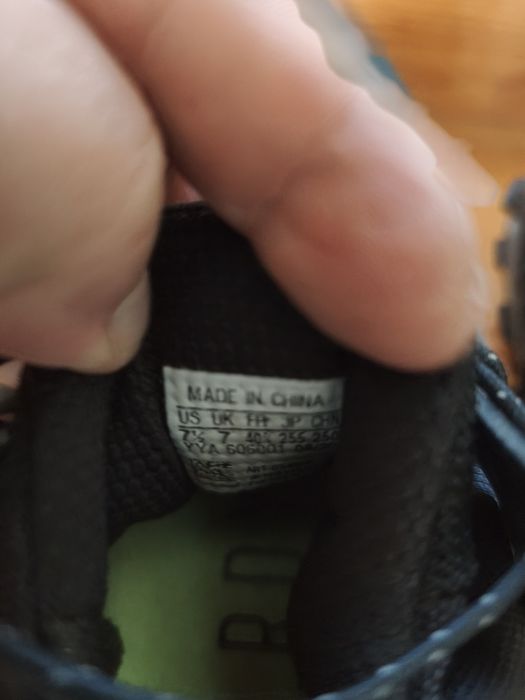 Buty Adidas Ultra Boost RDY cold Guard rozm. 40 2/3