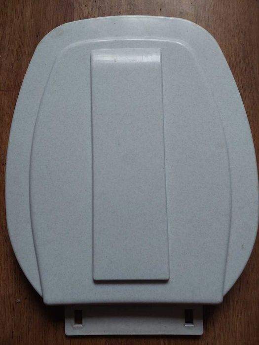 Сидіння для унітазу білий мармур