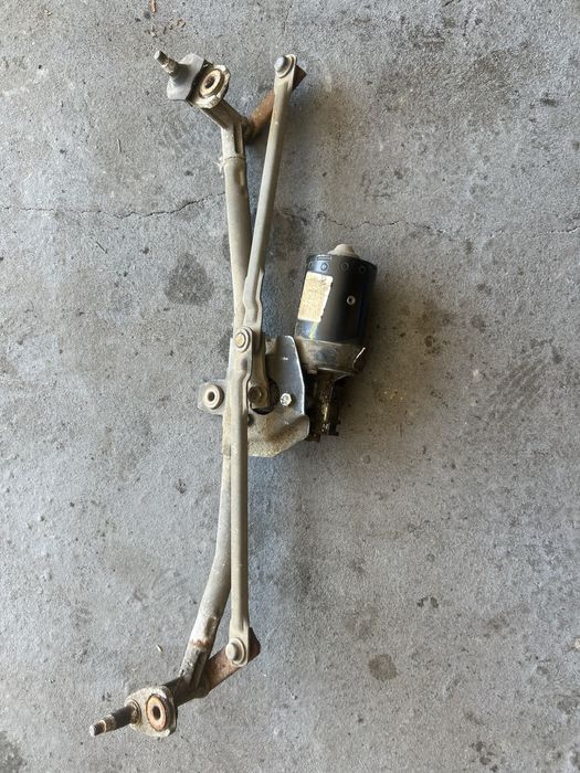 Mechanizm wycieraczek przód  Golf 4 audi a3 bora