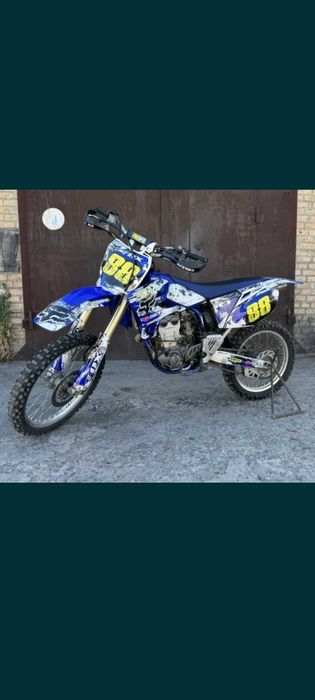 Yamaha YZ450F  2005 живий. Потужний.