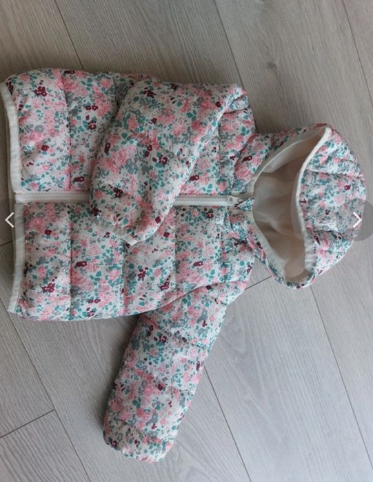 Sinsay kurtka przejściowa kwiatki r. 74