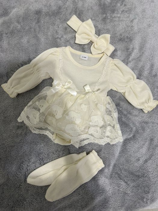 Святковий боді для дівчінки