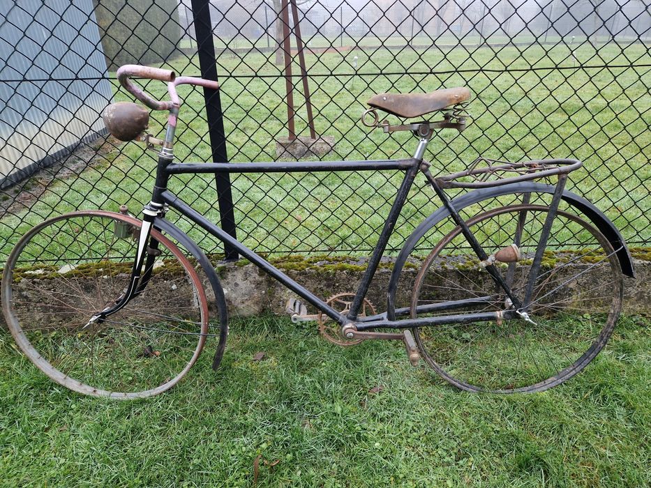 Stary zabytkowy przedwojenny polski rower rybowski Kamiński łucznik