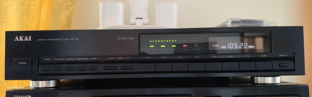 FM тюнер AKAI AT 52