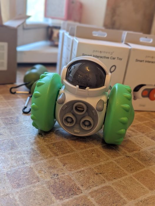 Іграшка робот для собак і котів