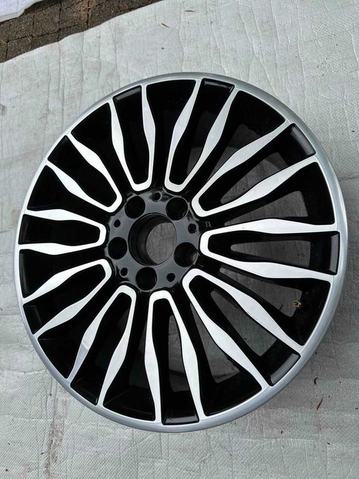 Mercedes V Klasa W447 Pojedyncza Felga 18