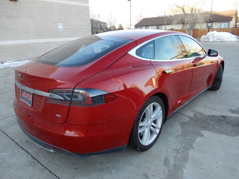 2016 Tesla Model S 85D