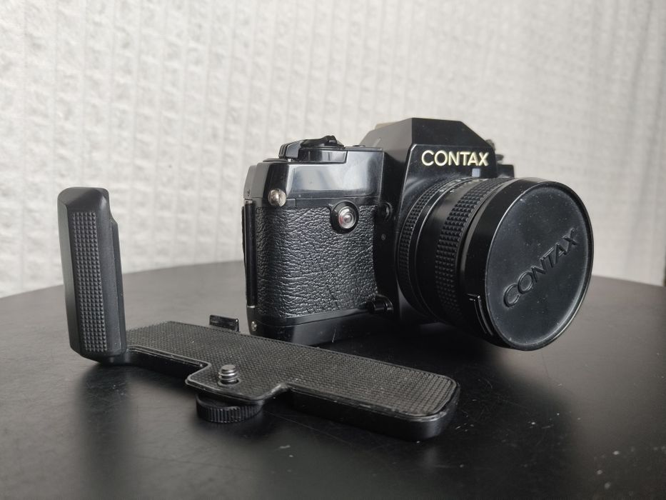 Contax 137 MD + Zeiss planar 50/1.7 Sigma 75-250/4-5