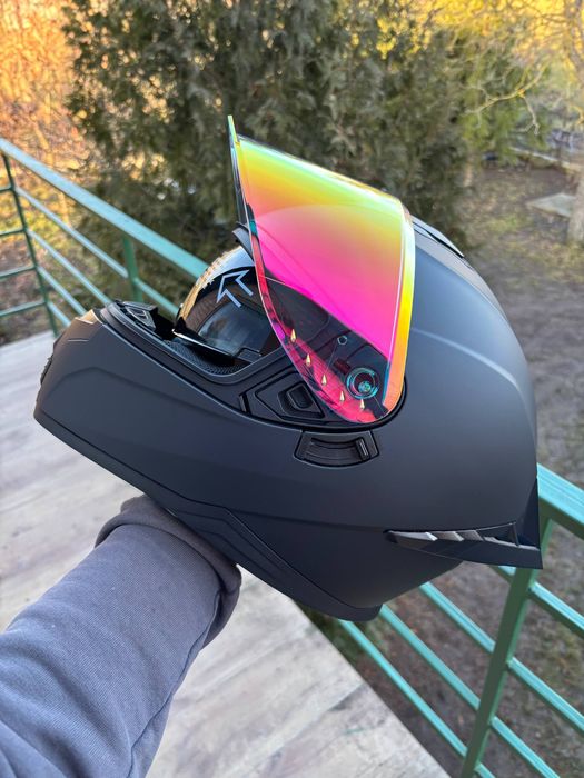 Мото шолом інтеграл закритий LVS 703 на мотоцикл MT helmets чорний ORZ