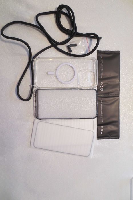 Etui iPhone 15 pro max magnetyczne + 2 szkła