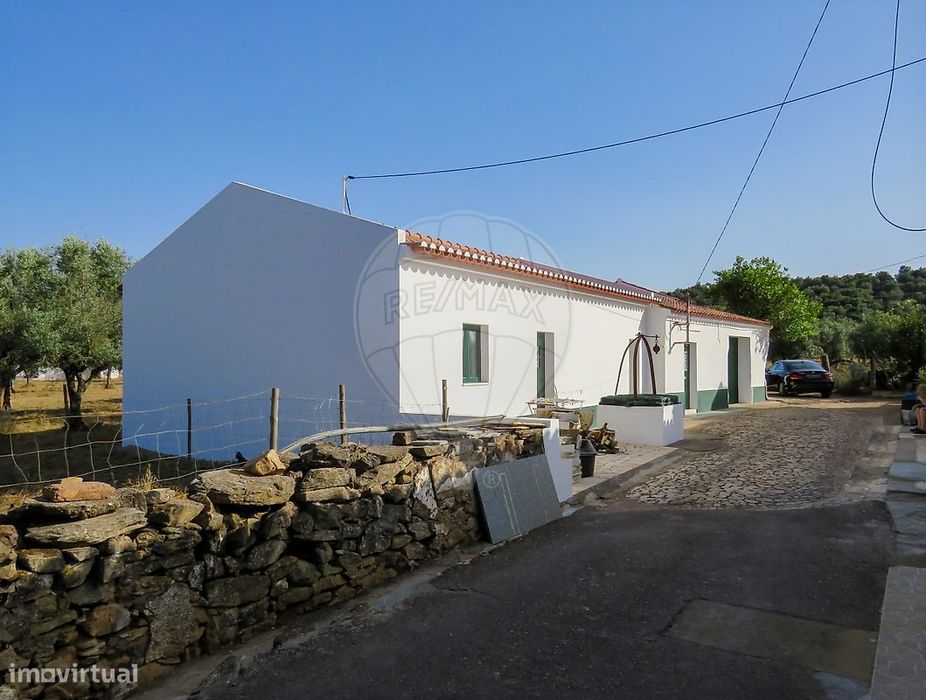 Moradia T2 para venda