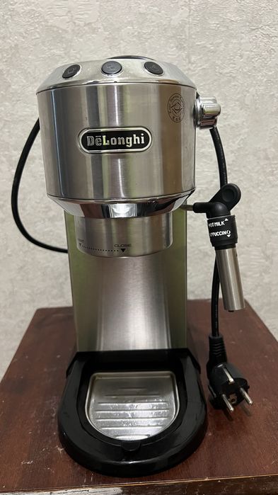 Ріжкова кавоварка  De’Longhi