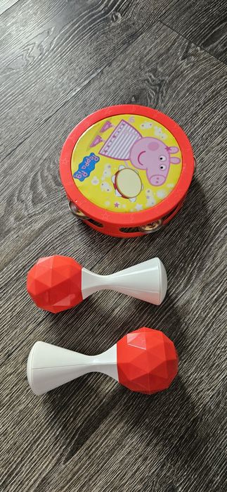 Маракасы и бубен