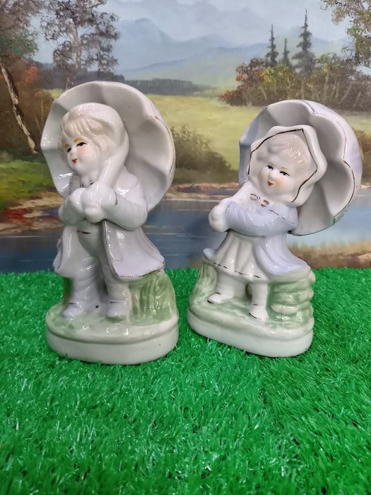 Figurki porcelanowe chłopiec i dziewczynka