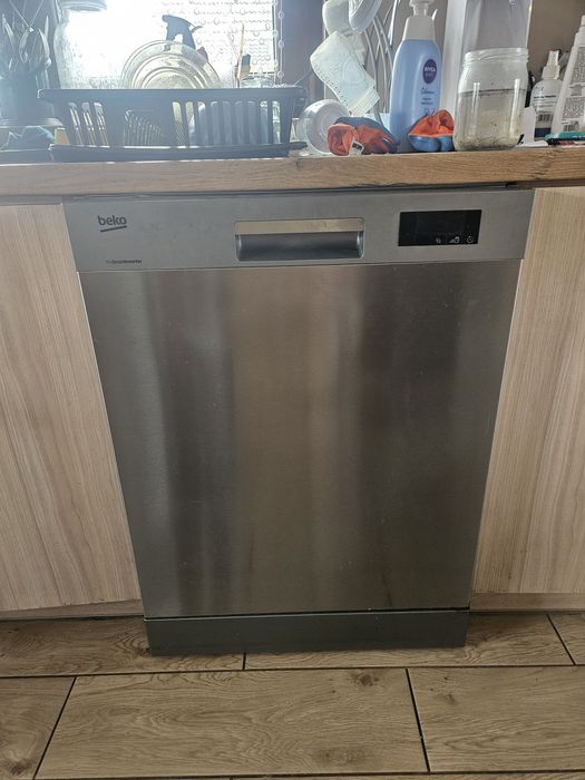 Zmywarka beco uszkodzona