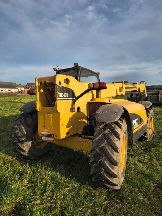 Ładowarka teleskopowa Caterpillar TH340B