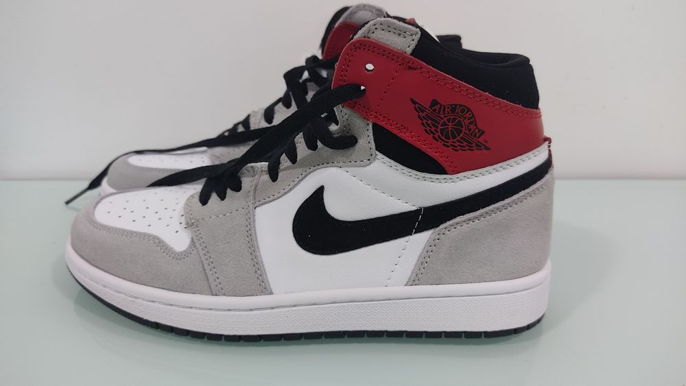 Nike Air Jordan 1 light smoke grey high (NOVAS)