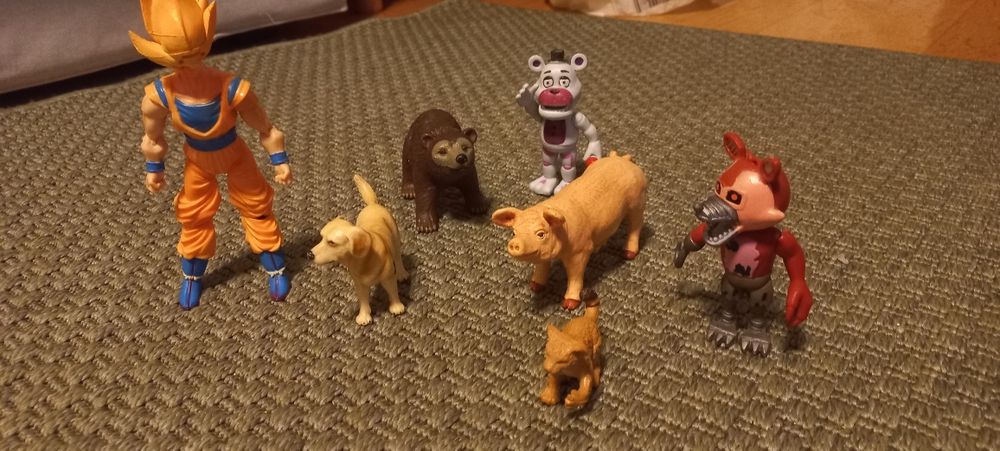 Dragon Ball figurines, bear, dog, pig, FNAF