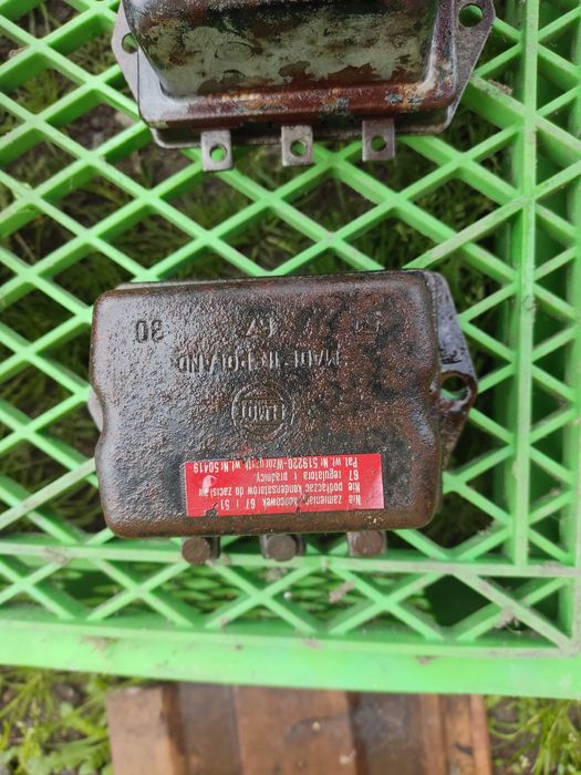 prądnice i regulatory napięcia Fiat 126 p