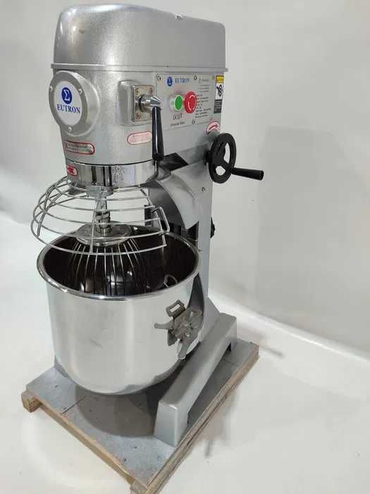 NOVA- Batedeira Capacidade 30 litros