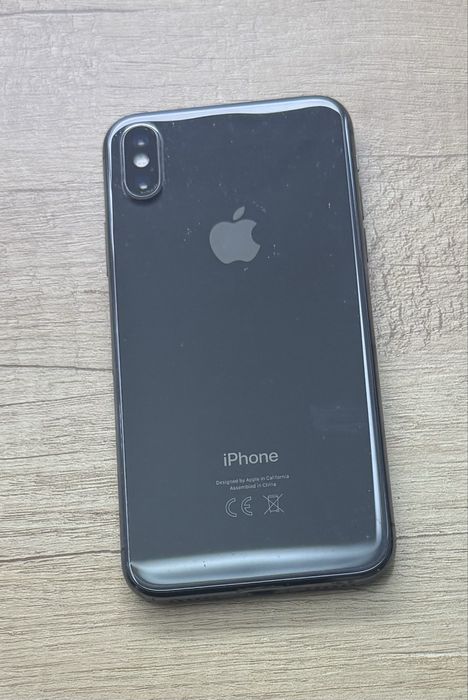 iPhone X  w bardzo dobrym stanie