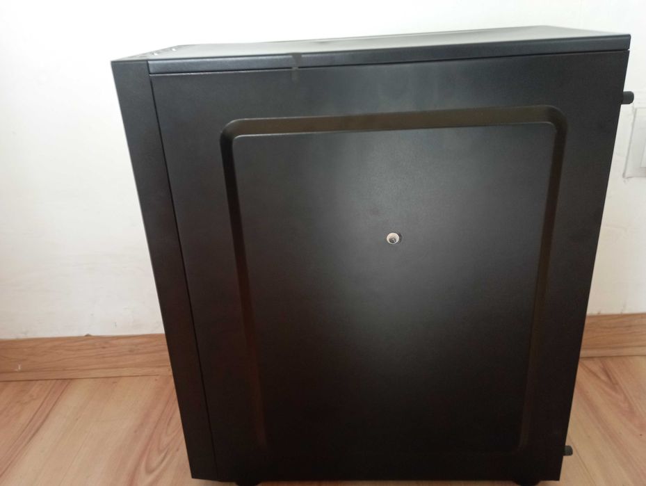 Komputer stacjonarny