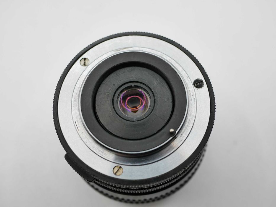 Obiektyw Revuenon 24mm f4 MC Macro Auto M42