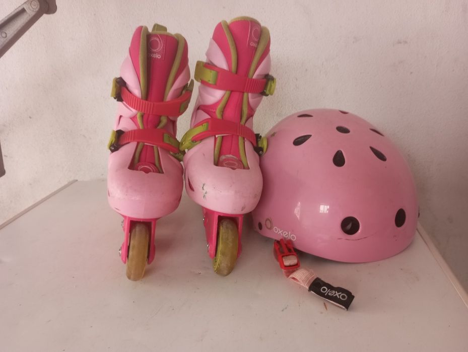 Patins e capacete