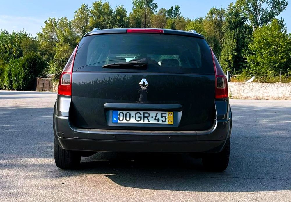 Renault Mégane 1.5 dCi 2008 — 4 Pneus + Embraiagem Nova