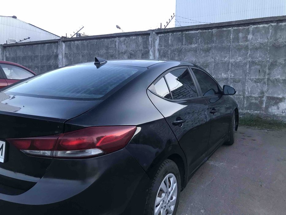 Продам хундай елантра 2.0 газ 2018 автомат