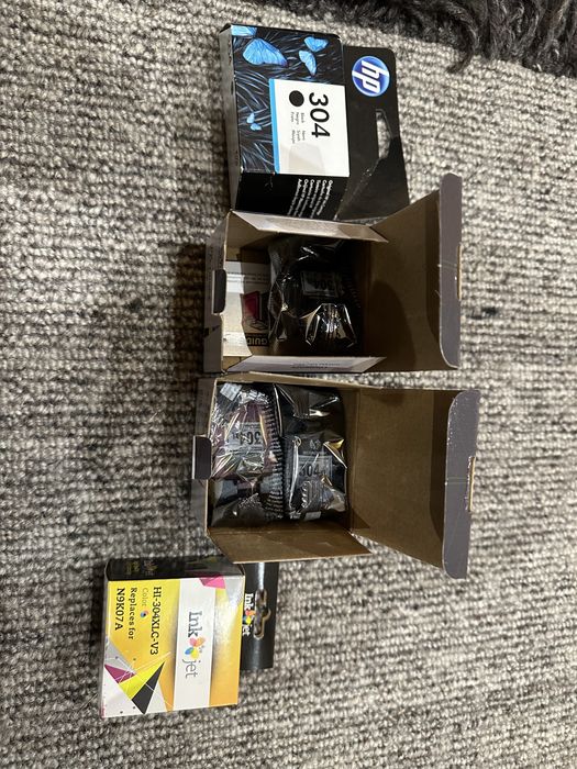 Impressora multifunções HP deskjet 3762 + 8 tinteiros