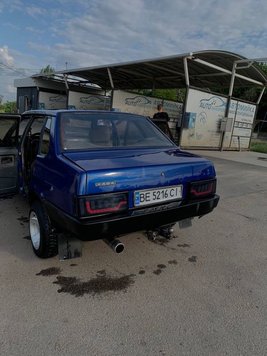 Продам ваз 21099