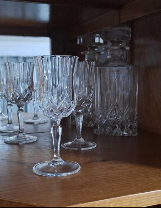 Lote Bar/Mesa Cristal Francês e Italiano — TUDO NOVO (Sem Uso)