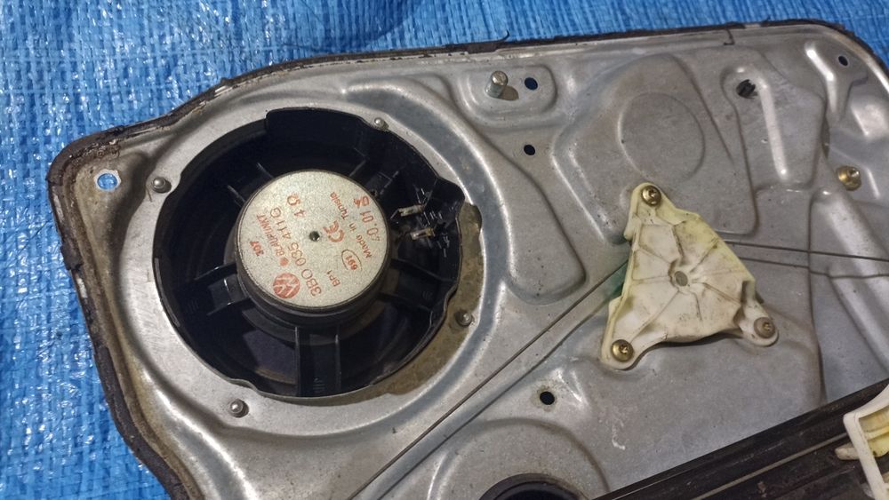 Механізм склопідйомник задніх лівих дверей VW PASSAT B5