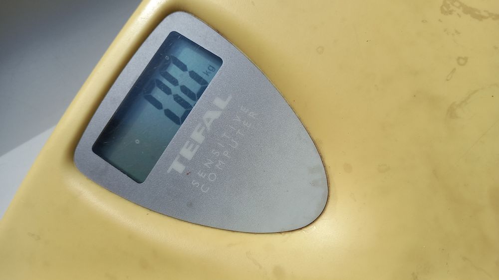 Напольные весы TEFAL.