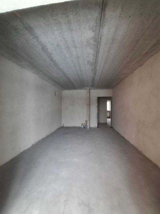 4кім в готовому будинку, під ремонт