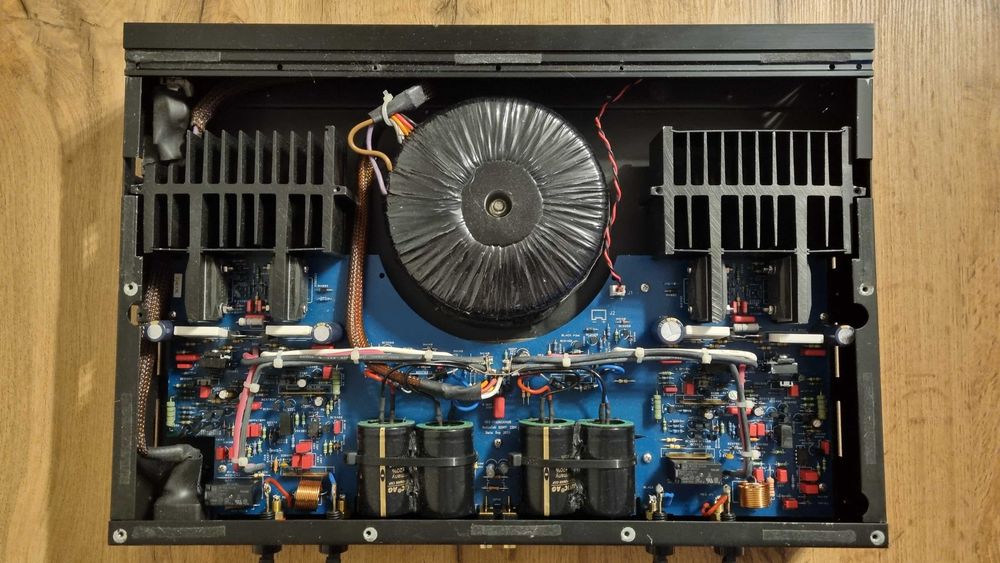 Audiolab 8200P końcówka mocy stereo po modyfikacji Hoer-wege