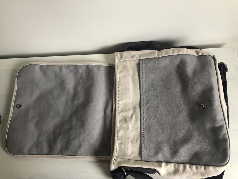 Mochila da marca Lacoste