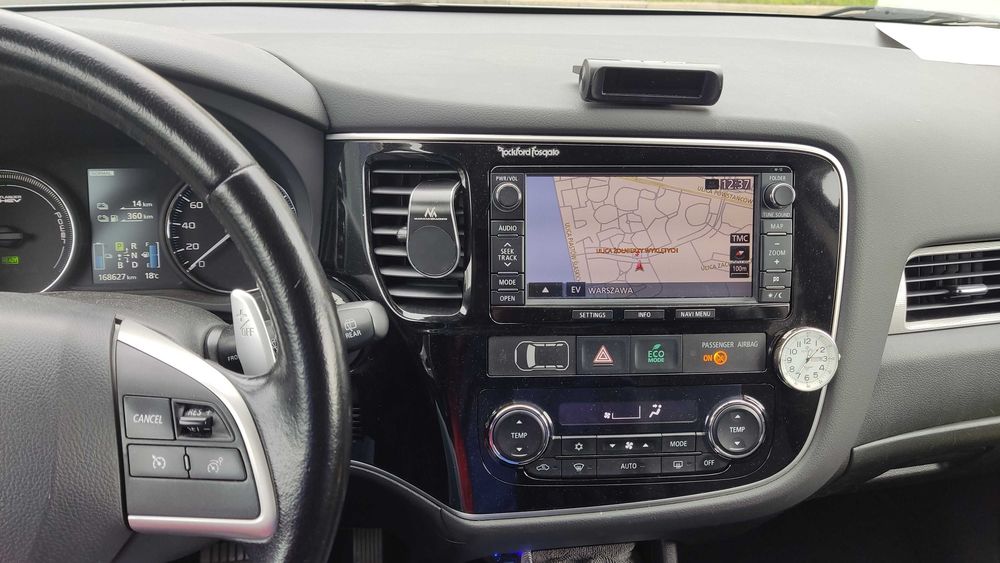 Mitsubishi Outlander 2,0 phev 2013