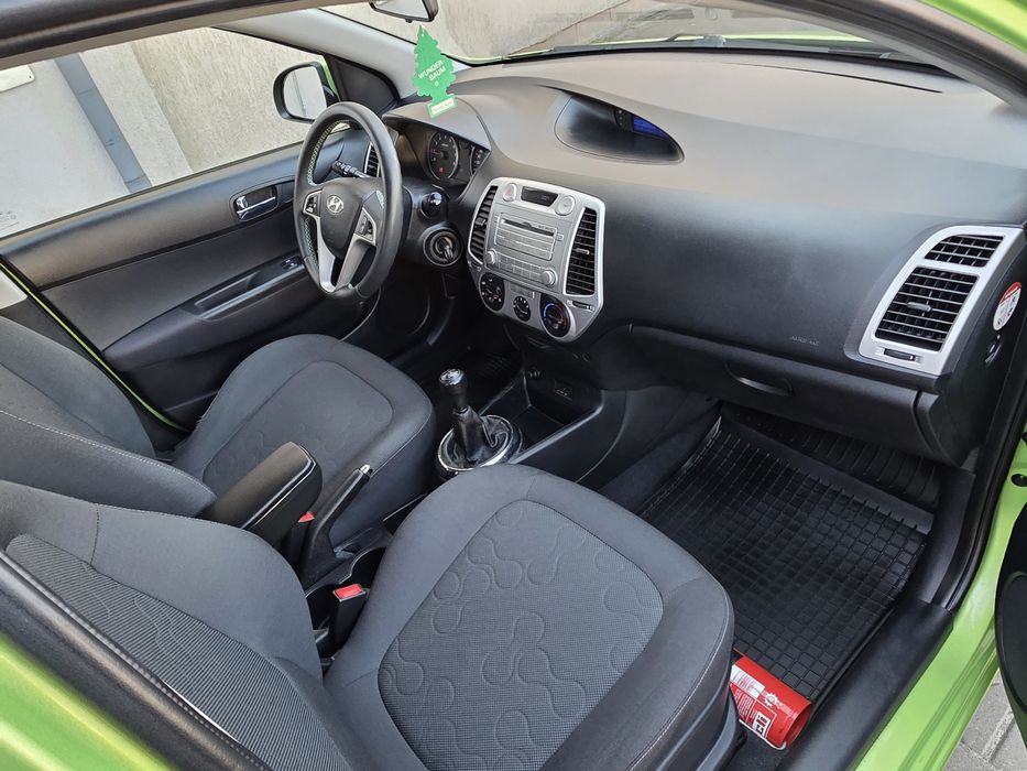 Śliczny Hyundai i20 Klimatyzacja  1.2