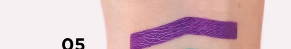 Filoletowy eyeliner Eveline