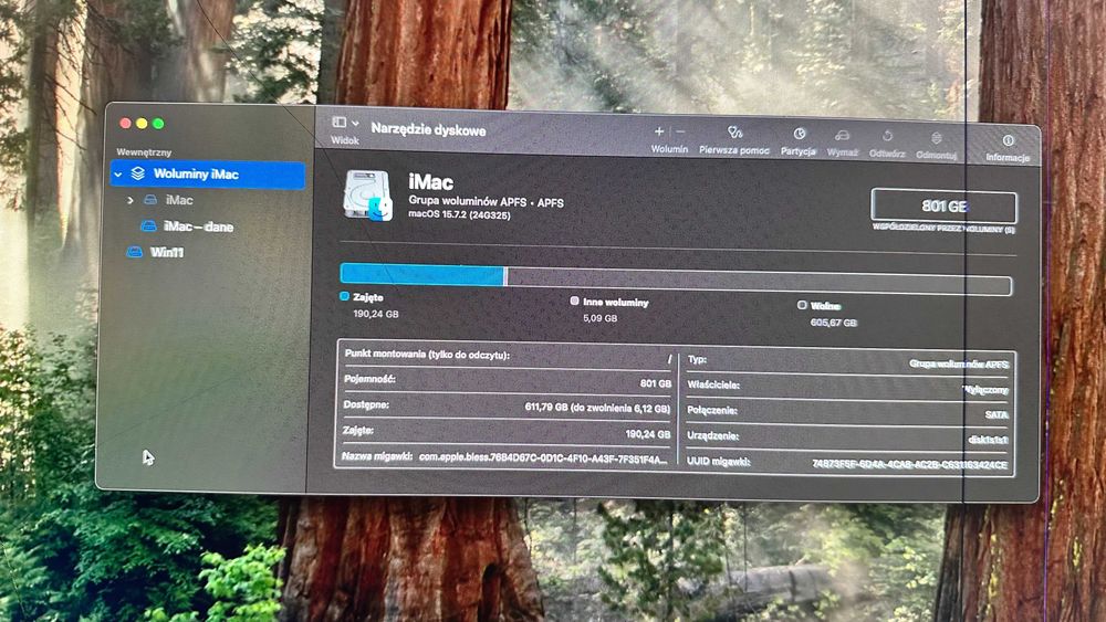 iMac 27" (2560 x 1440), Intel i7, 16GB RAM, 1TB SSD, Sequoia i Win11