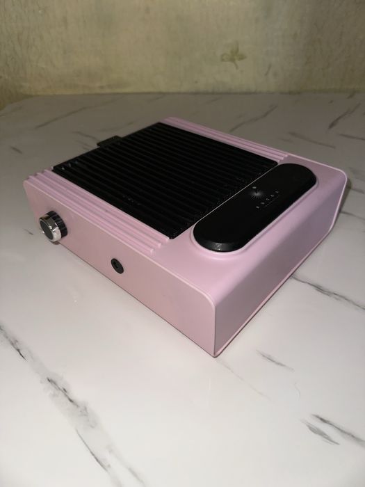 Продам маникюрную вытяжку