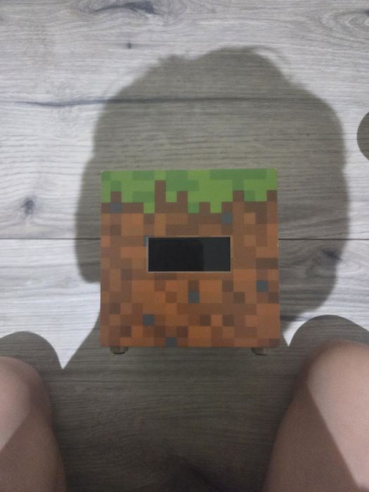 Budzik / Zegarek / Lampka Minecraft (Kostka Ziemi Paladone) + kabel