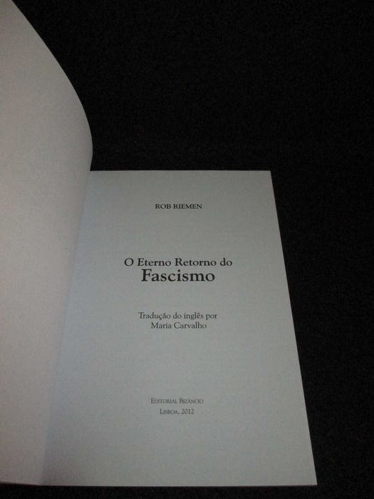Livro O Eterno Retorno do Fascismo Rob Riemen