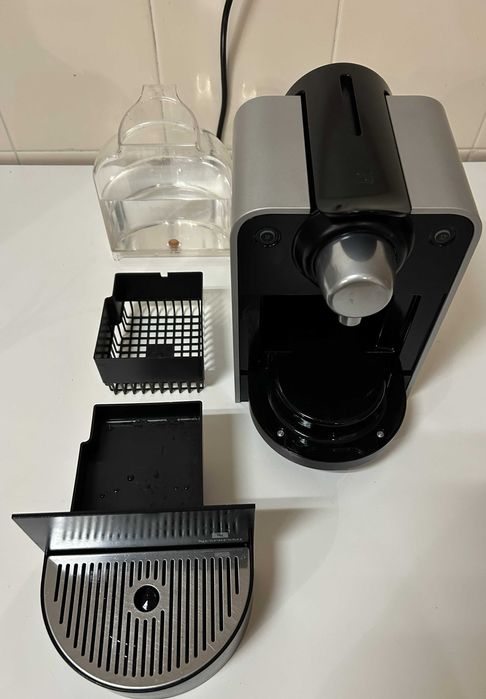 Máquina café NESPRESSO SIEMENS