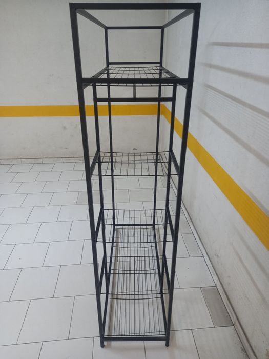 Roupeiro  aberto tipo arara