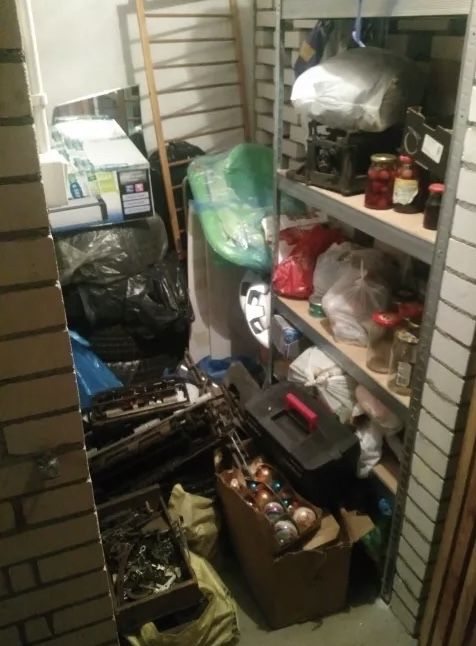 Sprzątanie piwnic komórek, garaży, strychów