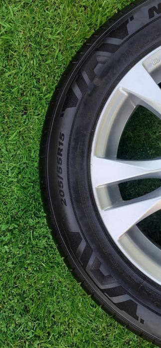 Felgi Toyota Auris z oponami letnimi
